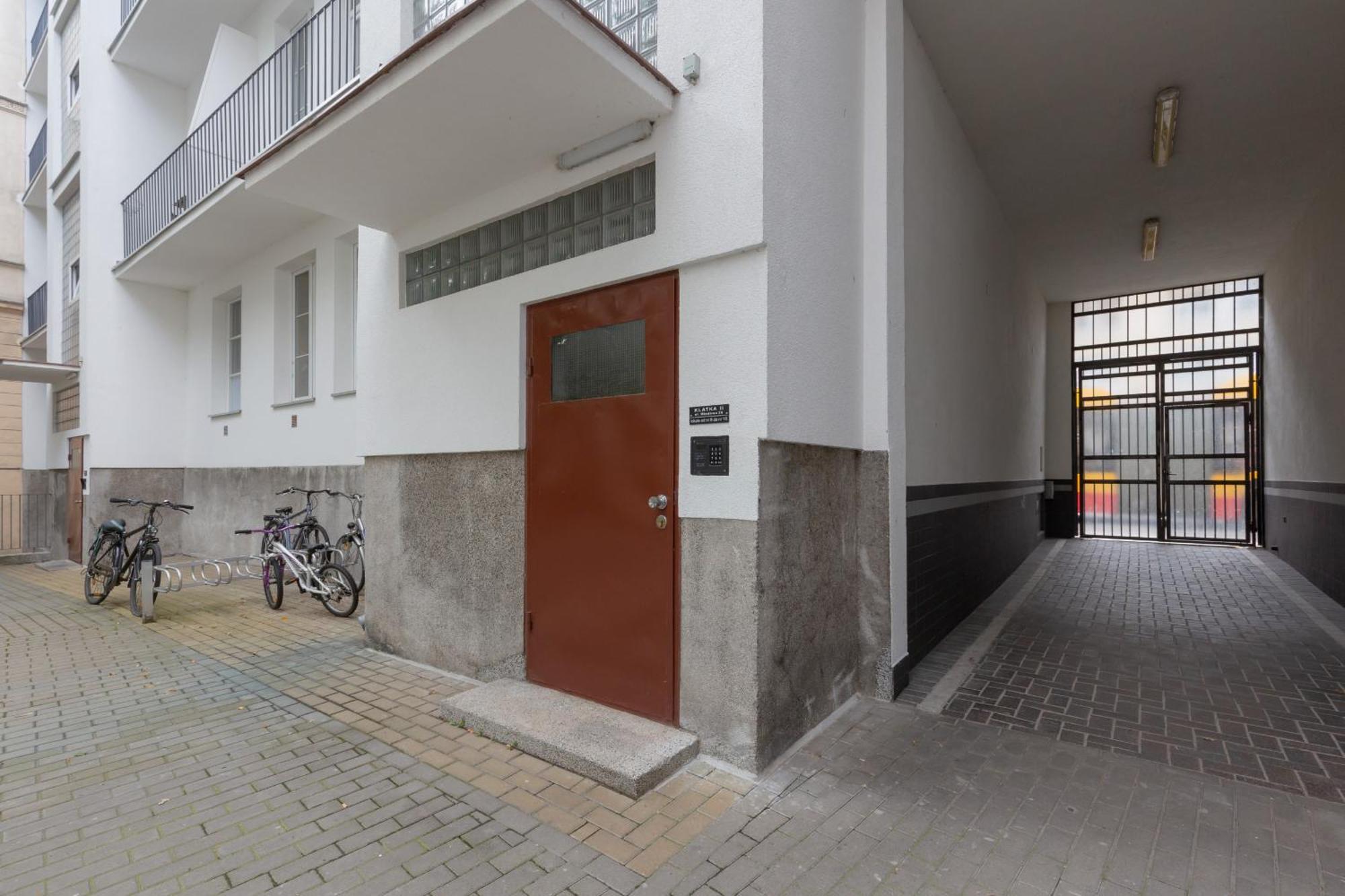 Miodowa Apartment Krasinski Garden Warsaw By Noclegi Renters Exterior foto